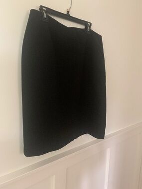 Jones New York Black Straight Skirt